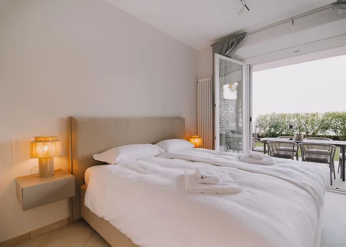 Exclusive Garden With View & Pool Apartament Musso
